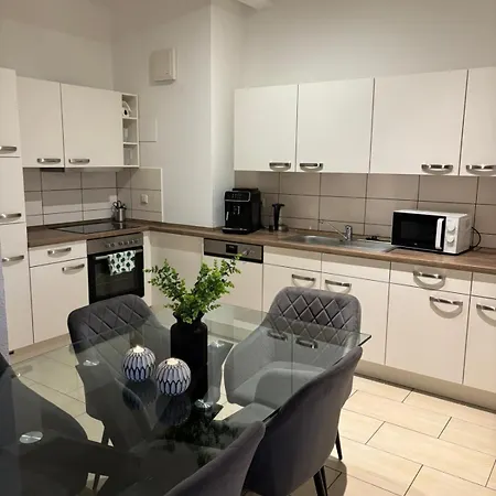 Boardinghouse Im Zentrum Der Stadt Apartment